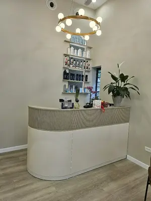 דלפק קבלה במספרה